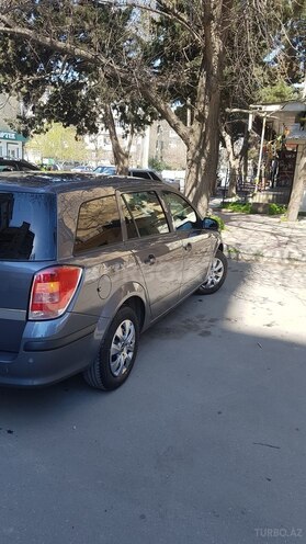 Opel Astra 2006, 268,000 km - 1.4 l - Bakı