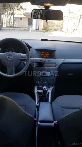 Opel Astra 2006, 268,000 km - 1.4 l - Bakı