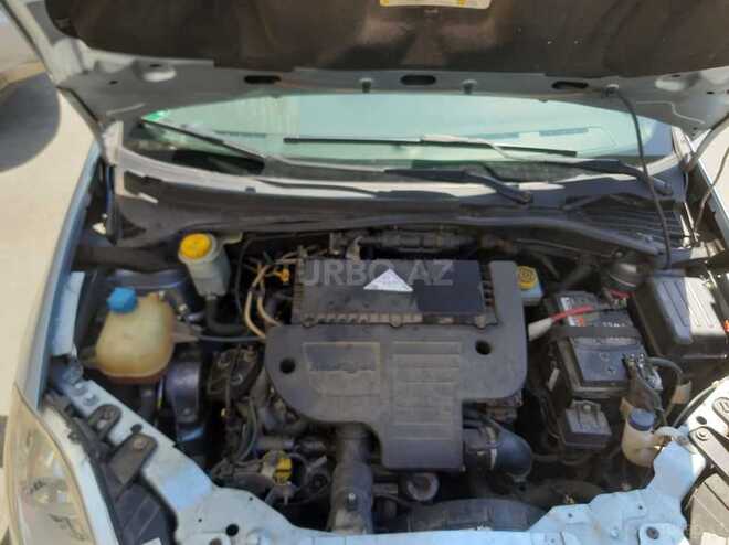 Fiat Linea 2007, 215,000 km - 1.3 л - Bakı