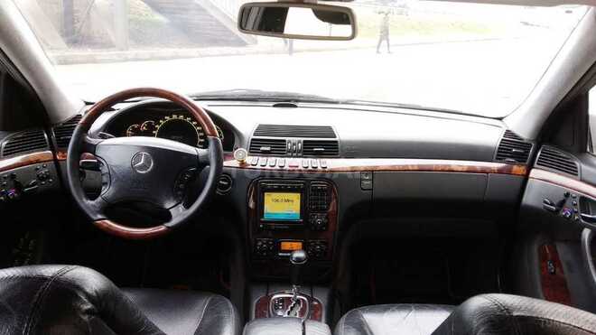 Mercedes S 320 2000, 305,000 km - 3.2 l - Bakı