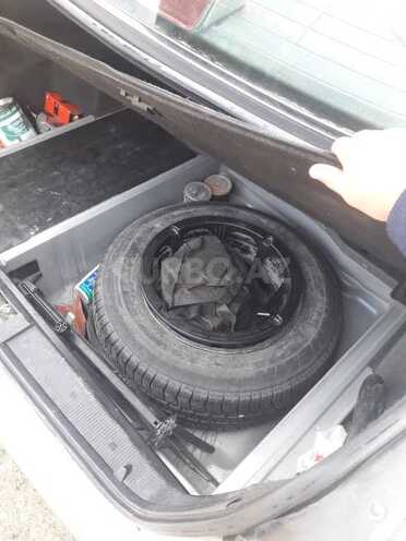 Mercedes E 230 1997, 179,307 km - 2.3 l - Bakı