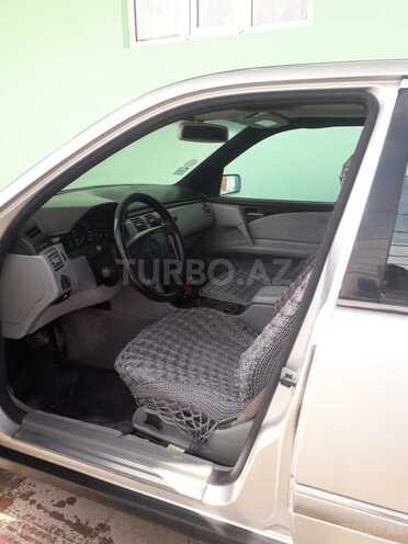 Mercedes E 230 1997, 179,307 km - 2.3 l - Bakı