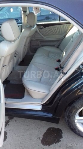 Mercedes E 240 2000, 232,800 km - 2.4 l - Gəncə
