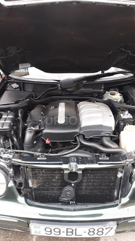 Mercedes E 220 2000, 268,000 km - 2.2 l - Bakı