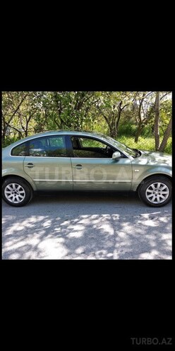 Volkswagen Passat 2002, 115,000 km - 1.8 л - Şəki