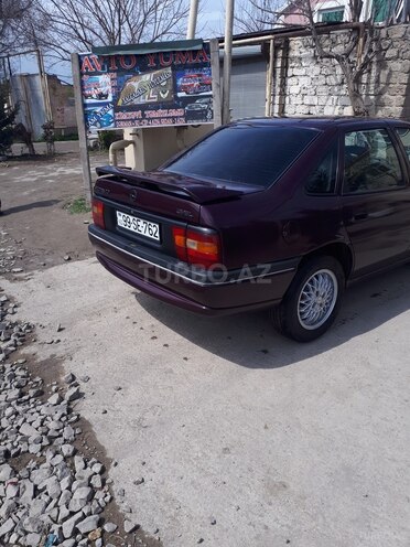 Opel Vectra 1993, 319,500 km - 2.0 л - Bakı