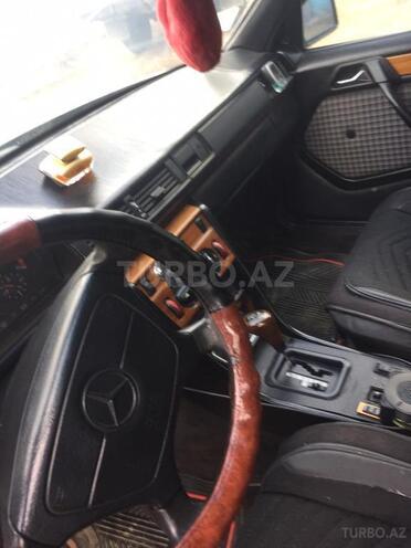 Mercedes E 230 1991, 20,000 km - 0.2 л - Gədəbəy