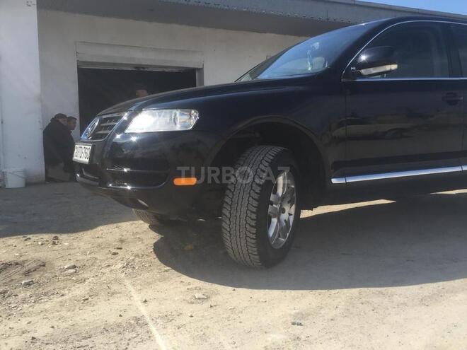 Volkswagen Touareg 2004, 150,000 km - 4.2 l - Şamaxı