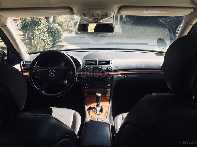 Mercedes E 220 2008, 218,000 km - 2.2 l - Bakı