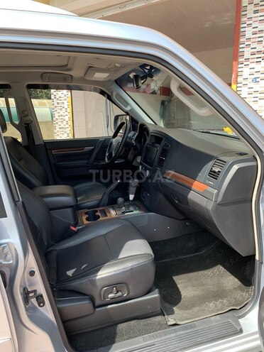 Mitsubishi Pajero 2007, 167,000 km - 3.0 l - Bakı