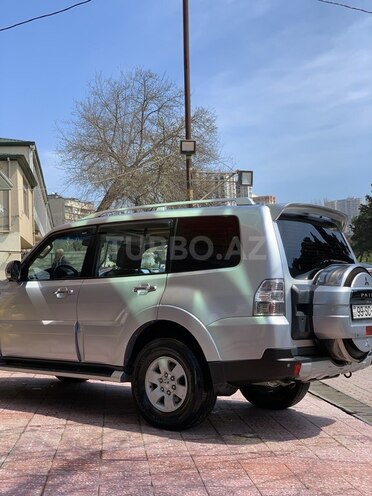 Mitsubishi Pajero 2007, 167,000 km - 3.0 l - Bakı