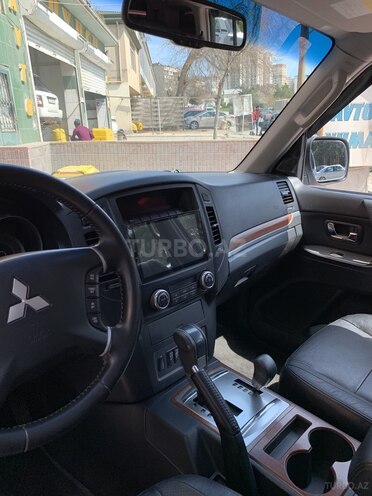 Mitsubishi Pajero 2007, 167,000 km - 3.0 l - Bakı