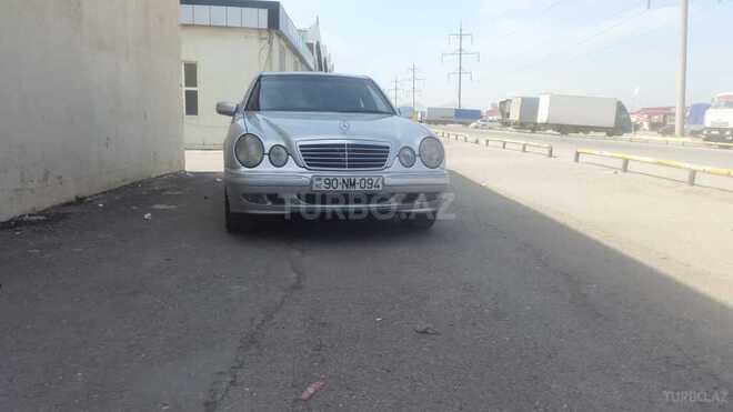 Mercedes E 220 2000, 380,000 km - 2.2 l - Bakı