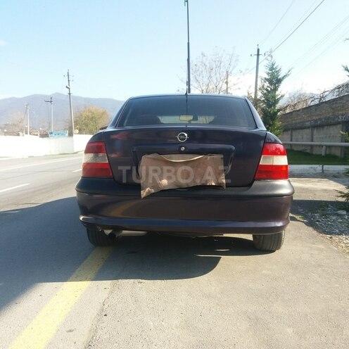 Opel Vectra 1996, 132,465 km - 2.0 л - Şəki