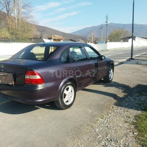 Opel Vectra 1996, 132,465 km - 2.0 л - Şəki