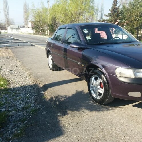 Opel Vectra 1996, 132,465 km - 2.0 л - Şəki