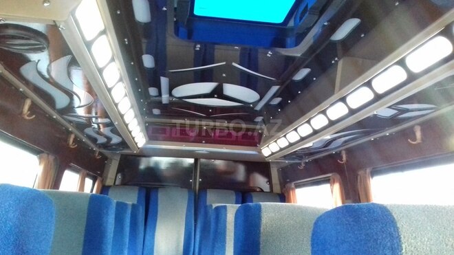 Mercedes Sprinter 412 1999, 240,000 km - 2.9 l - Sumqayıt