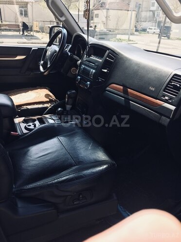 Mitsubishi Pajero 2007, 167,000 km - 3.0 l - Bakı