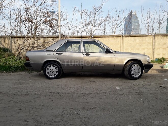 Mercedes 190 1990, 437,000 km - 2.0 л - Bakı