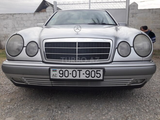 Mercedes E 220 1997, 360,000 km - 2.2 l - Kürdəmir