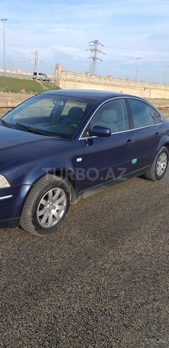 Volkswagen Passat 2002, 180,000 km - 1.8 l - Bakı
