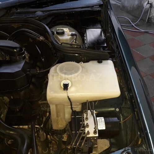 Mercedes C 200 1997, 256,000 km - 2.0 l - Bakı
