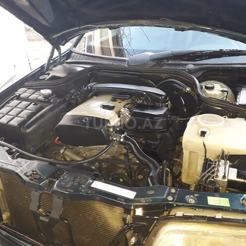Mercedes C 200 1997, 256,000 km - 2.0 l - Bakı