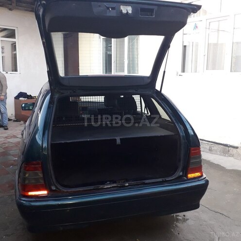 Mercedes C 200 1997, 256,000 km - 2.0 l - Bakı