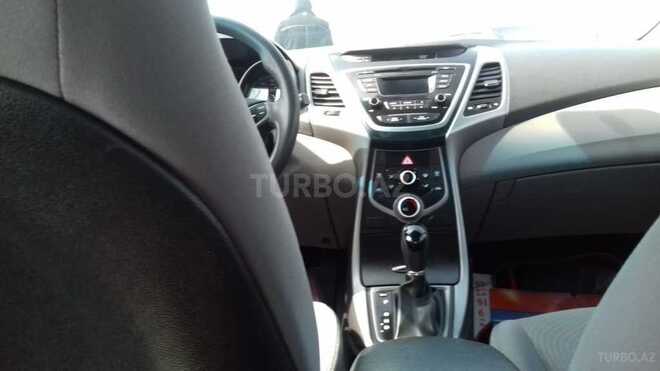 Hyundai Elantra 2015, 123,000 km - 1.8 l - Biləsuvar
