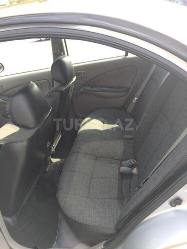 Nissan Sunny 2002, 290,000 km - 1.6 л - Bakı