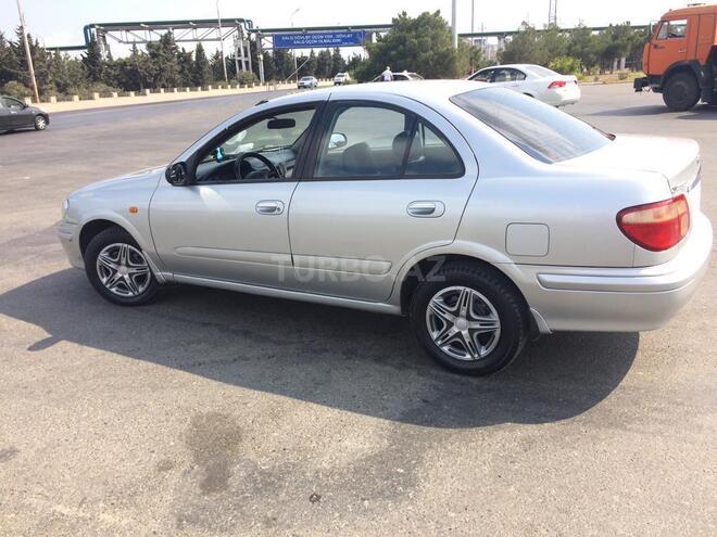 Nissan Sunny 2002, 290,000 km - 1.6 л - Bakı