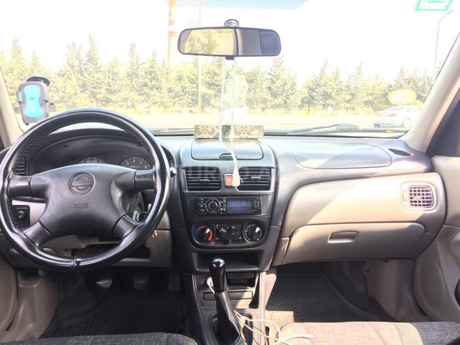Nissan Sunny 2002, 290,000 km - 1.6 л - Bakı