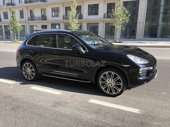 Porsche Cayenne 2013, 98,000 km - 3.6 л - Bakı