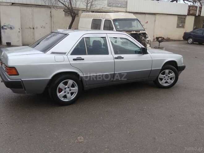 Mercedes 190 1991, 239,039 km - 2.0 l - Sumqayıt