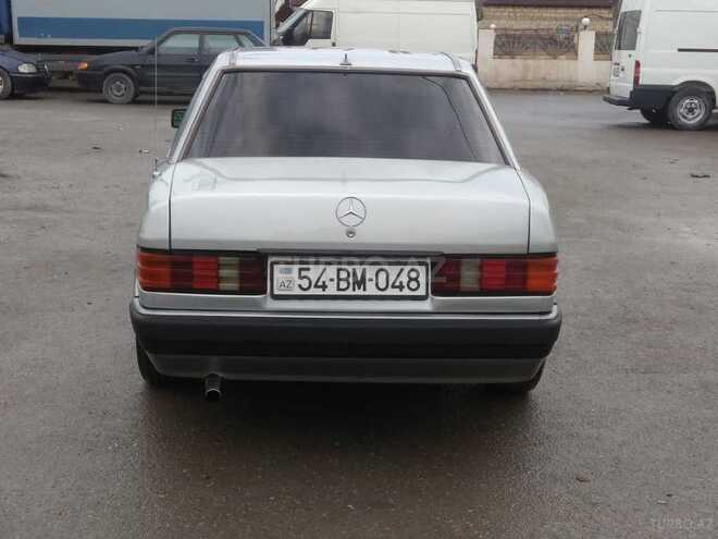 Mercedes 190 1991, 239,039 km - 2.0 l - Sumqayıt
