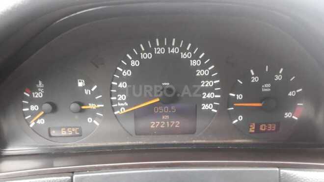 Mercedes E 270 1999, 280,000 km - 2.7 l - Bakı