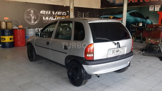 Opel Corsa 1997, 326,000 km - 1.4 л - Sumqayıt