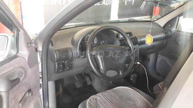 Opel Corsa 1997, 326,000 km - 1.4 л - Sumqayıt