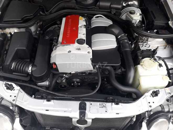 Mercedes E 200 2001, 240,000 km - 2.0 л - Bakı