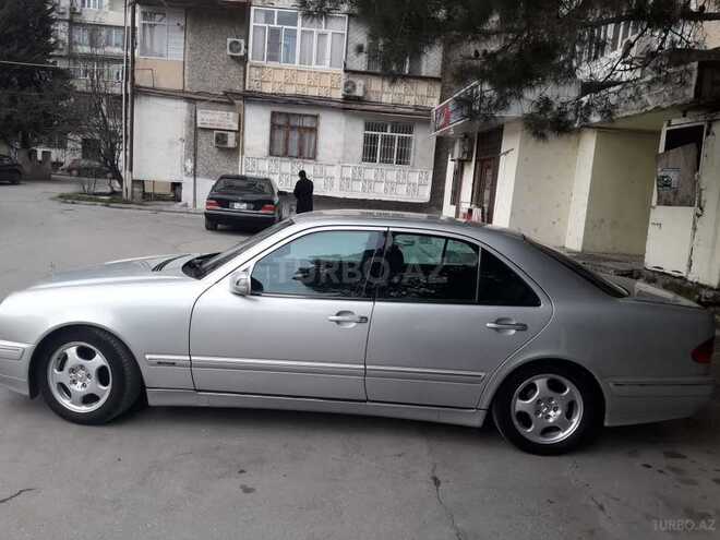 Mercedes E 200 2001, 240,000 km - 2.0 л - Bakı