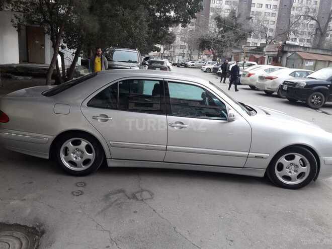 Mercedes E 200 2001, 240,000 km - 2.0 л - Bakı