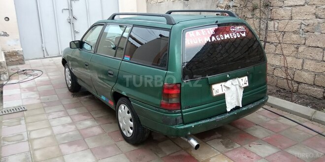 Opel Astra 1994, 170,000 km - 1.7 l - Bakı