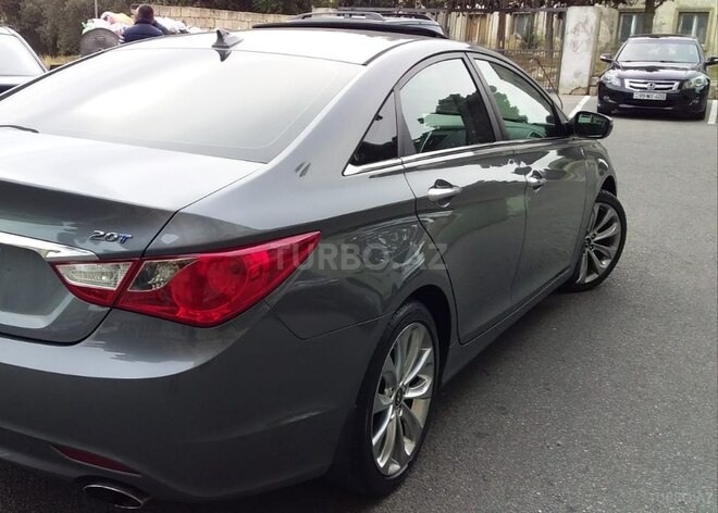 Hyundai Sonata 2011, 105,258 km - 2.0 l - Astara