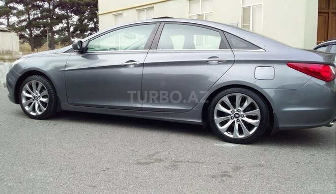 Hyundai Sonata 2011, 105,258 km - 2.0 l - Astara