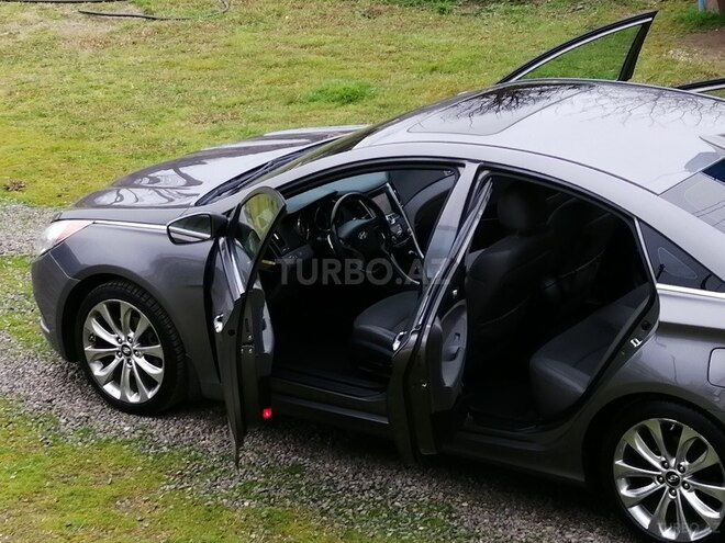 Hyundai Sonata 2011, 105,258 km - 2.0 l - Astara