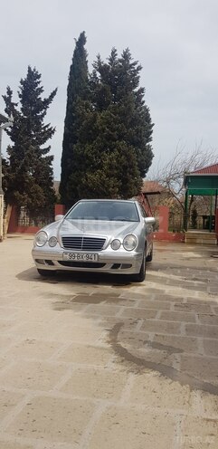 Mercedes E 280 2001, 220,000 km - 2.8 l - Bakı