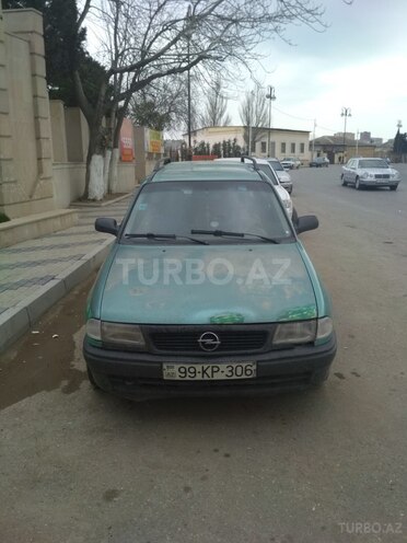 Opel Astra 1996, 400,000 km - 1.6 л - Bakı