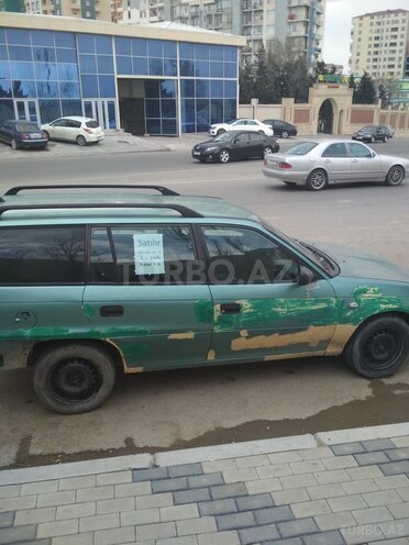 Opel Astra 1996, 400,000 km - 1.6 л - Bakı