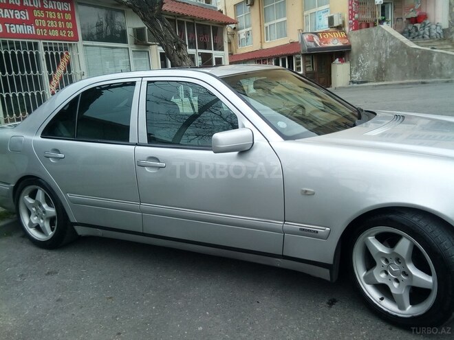 Mercedes E 280 1997, 288,000 km - 2.8 l - Bakı