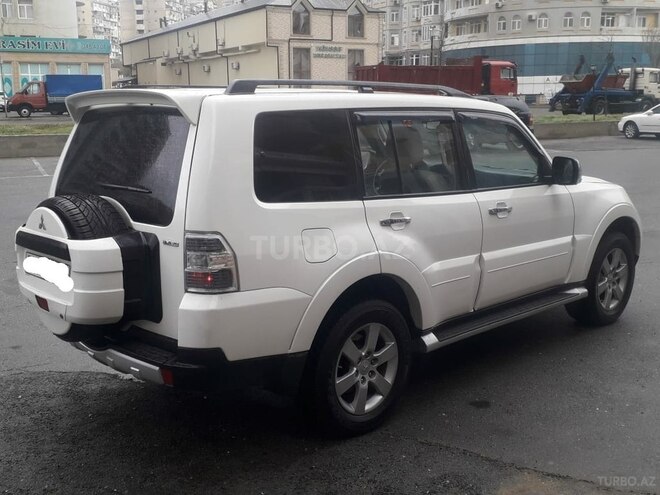 Mitsubishi Pajero 2008, 218,000 km - 3.0 l - Bakı